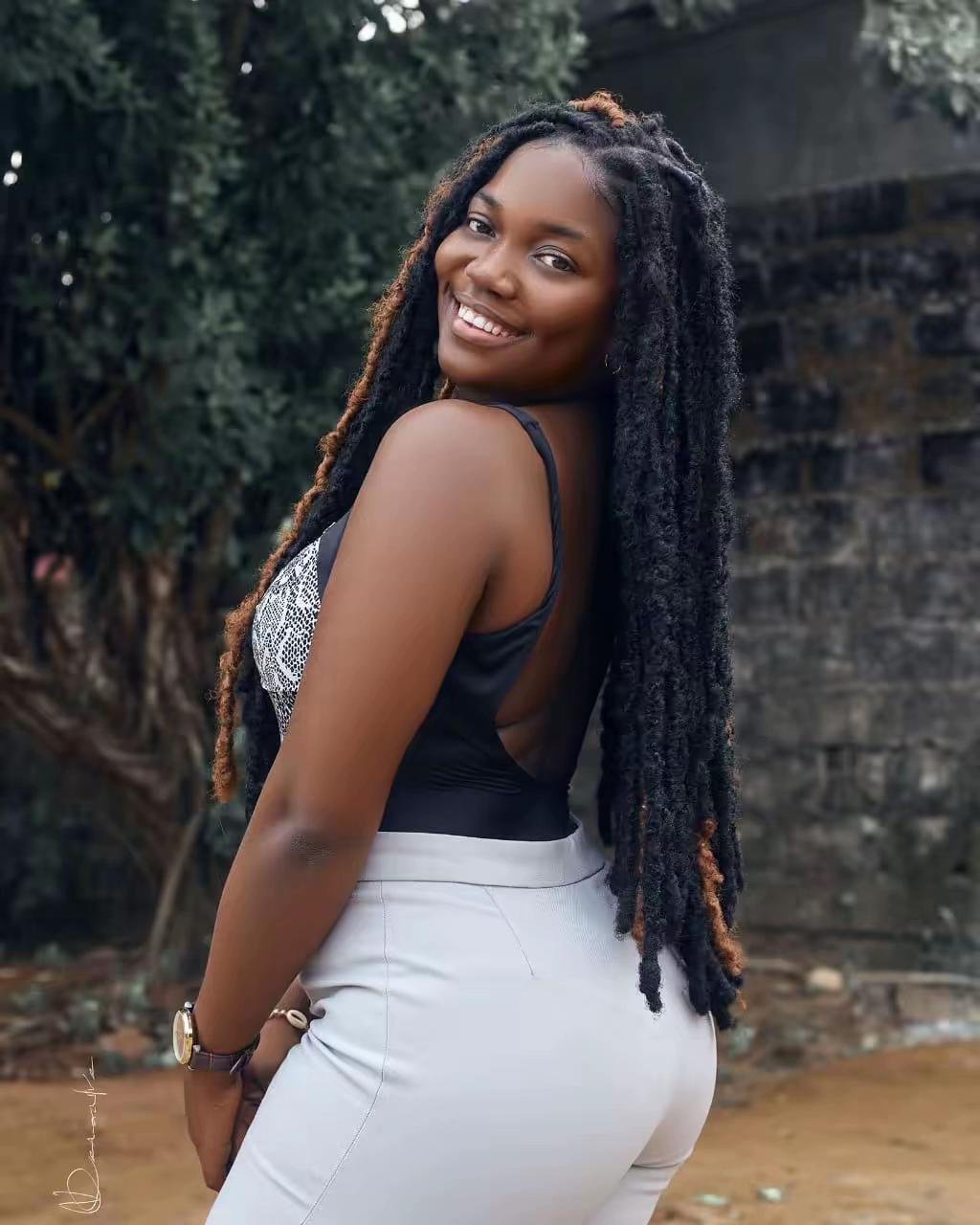 @Astride mp💜🧸🇨🇲