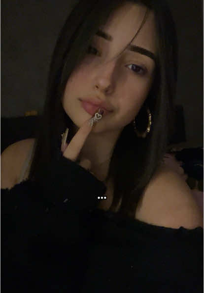@naomi