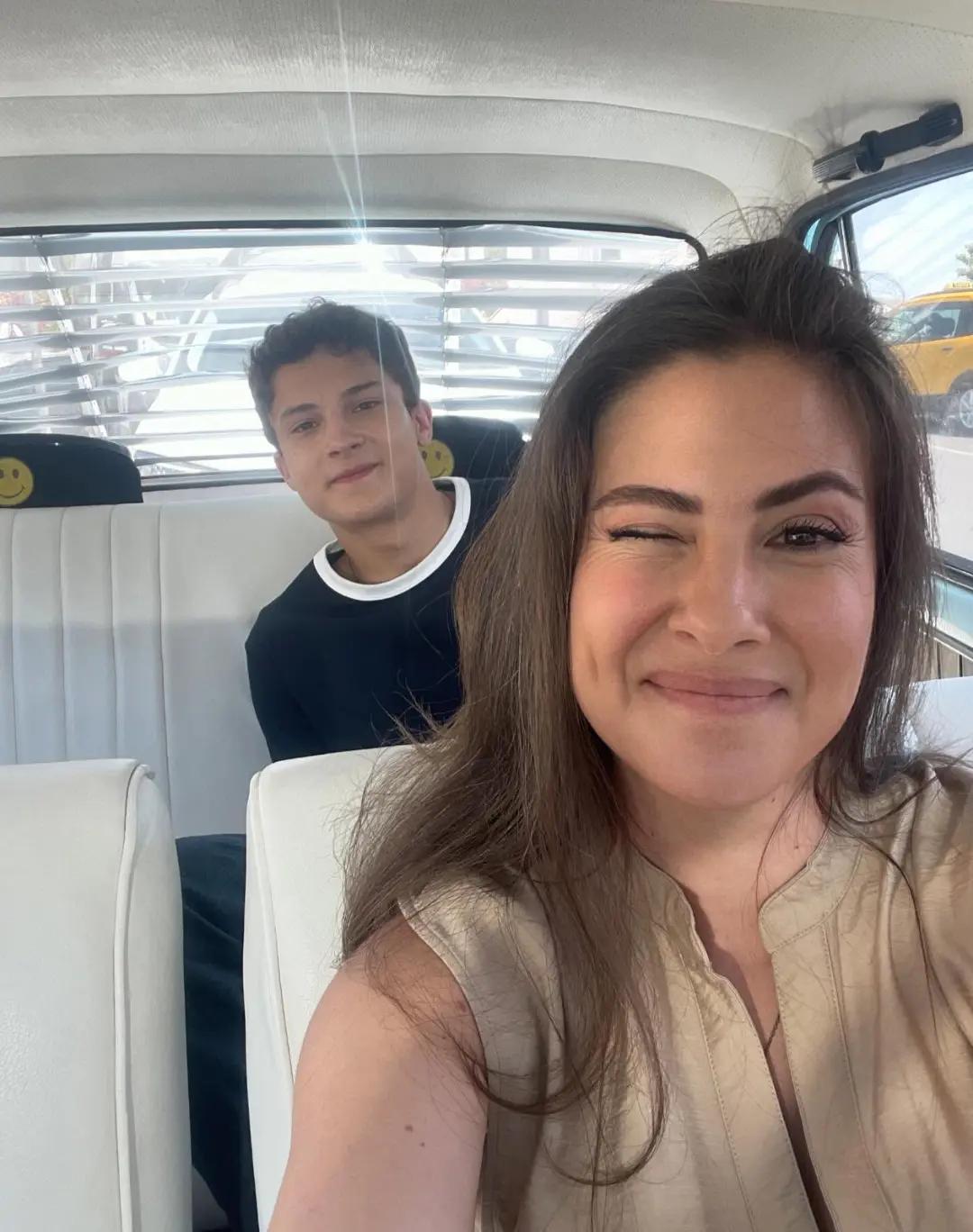 @MelisBabadağAdmirador