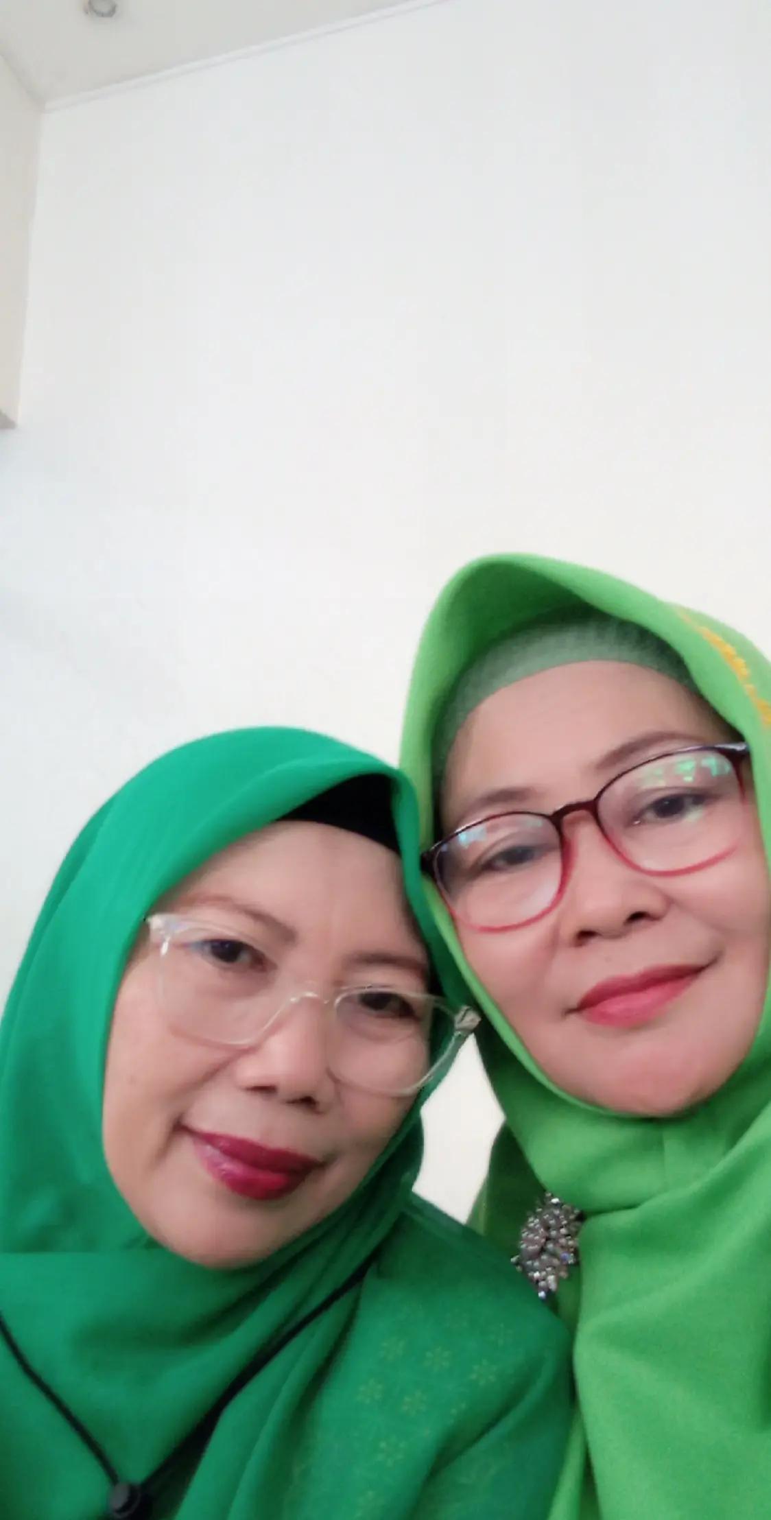@mama dini astya