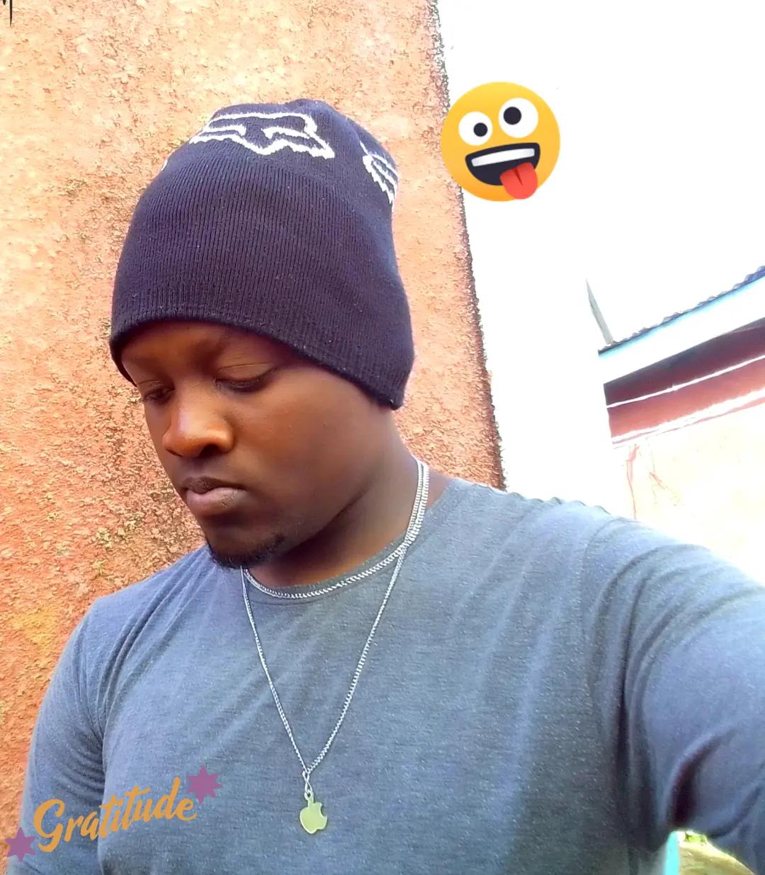@ráphá🔥