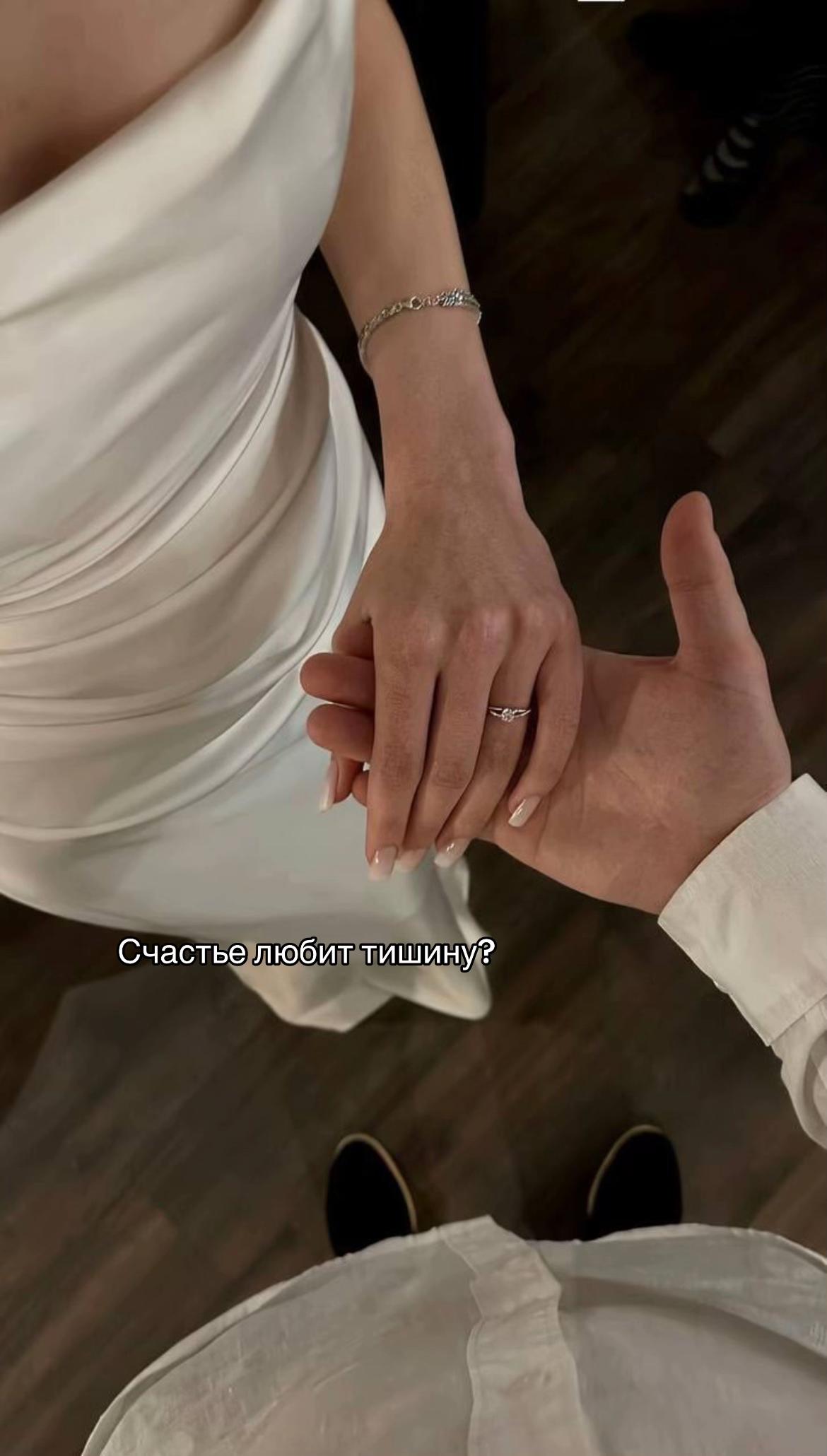 @elisss