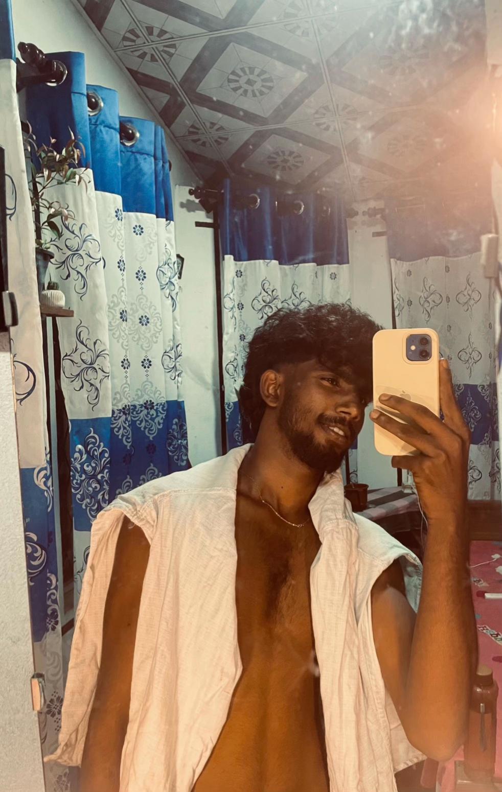 @itz__me__dhanu