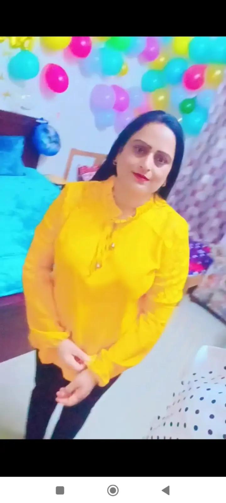 @cute girl