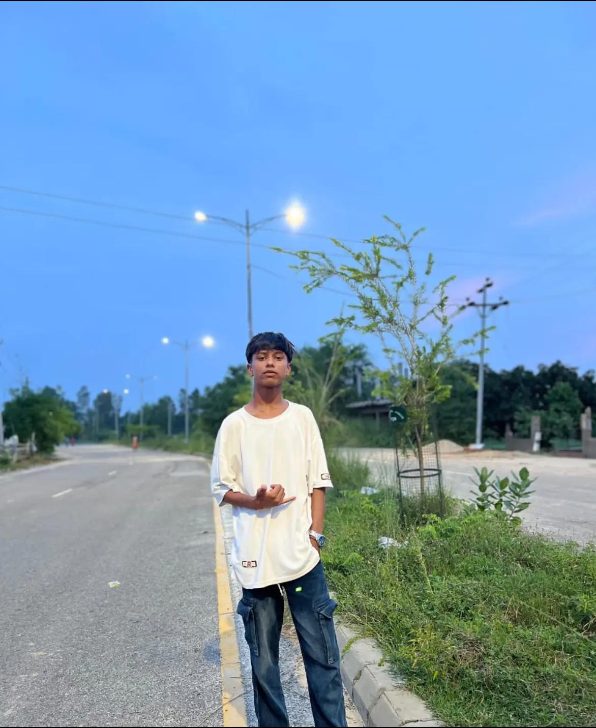@Mr.aashik🩷