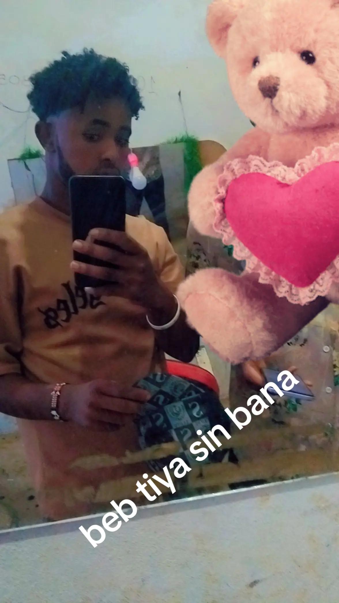 @Booss 1 @g#(()))>[]❤️&zwj;🩹