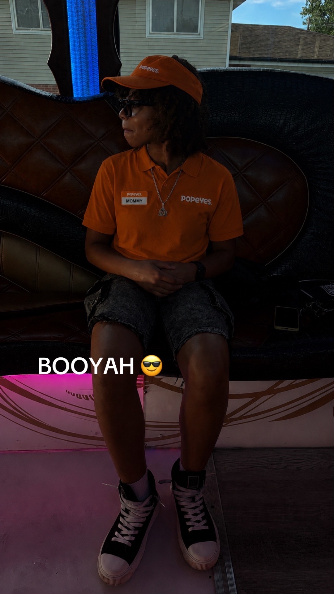 @😉