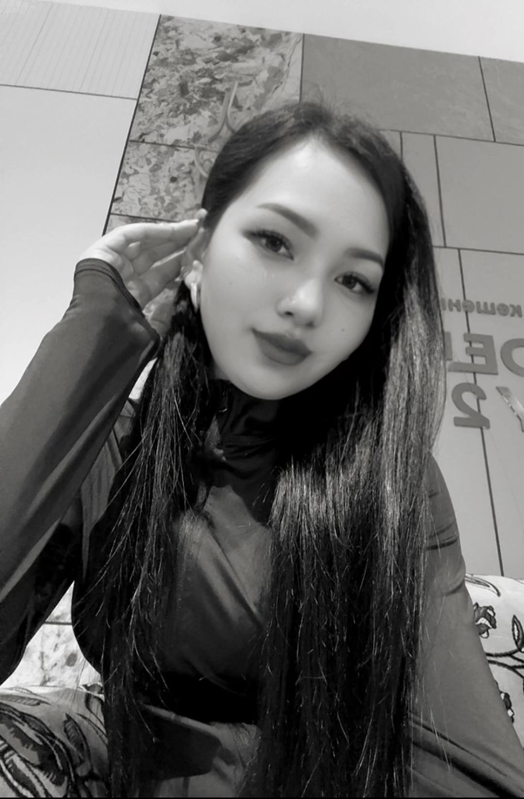 @Maryia Zharilkap