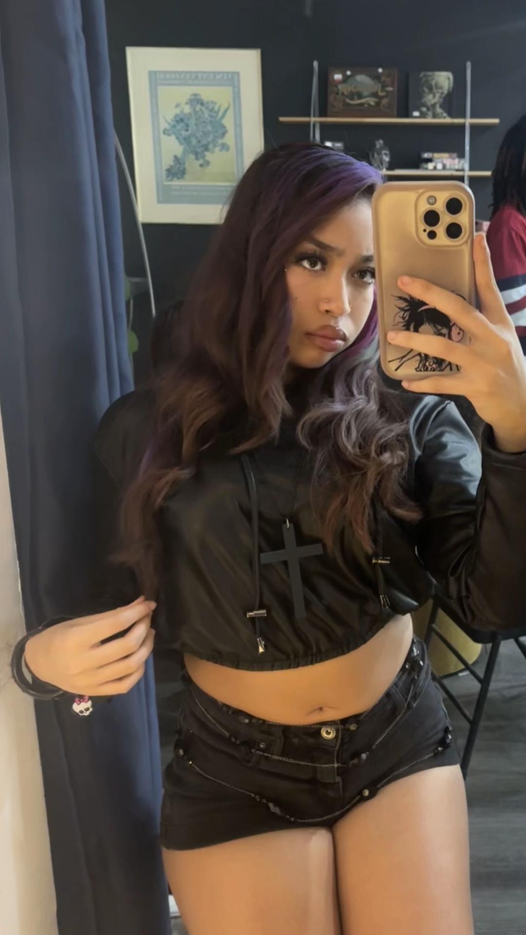 @niy<3