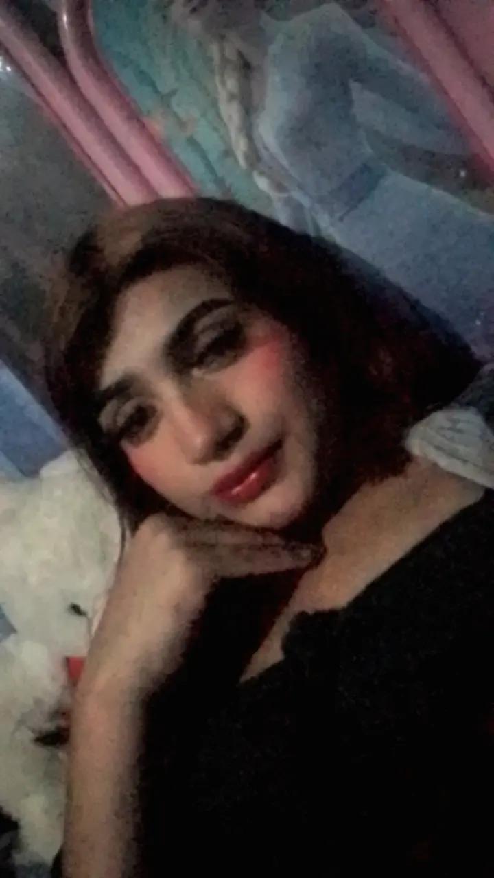 @maira González