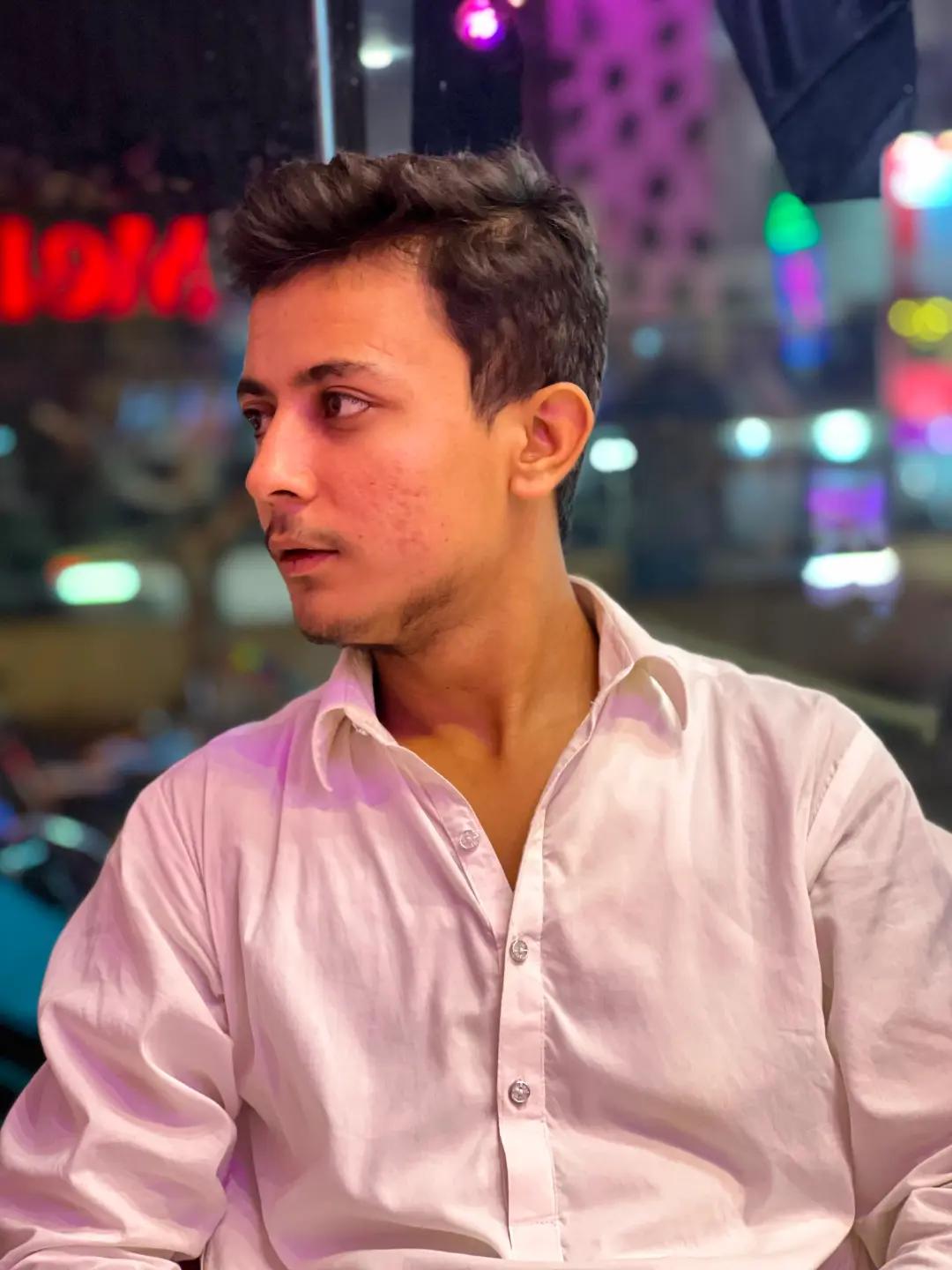 @👑🦁بادشاہ🦁👑