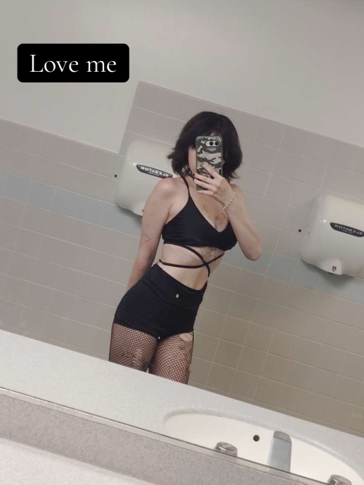 @pr3ttyk1tty1