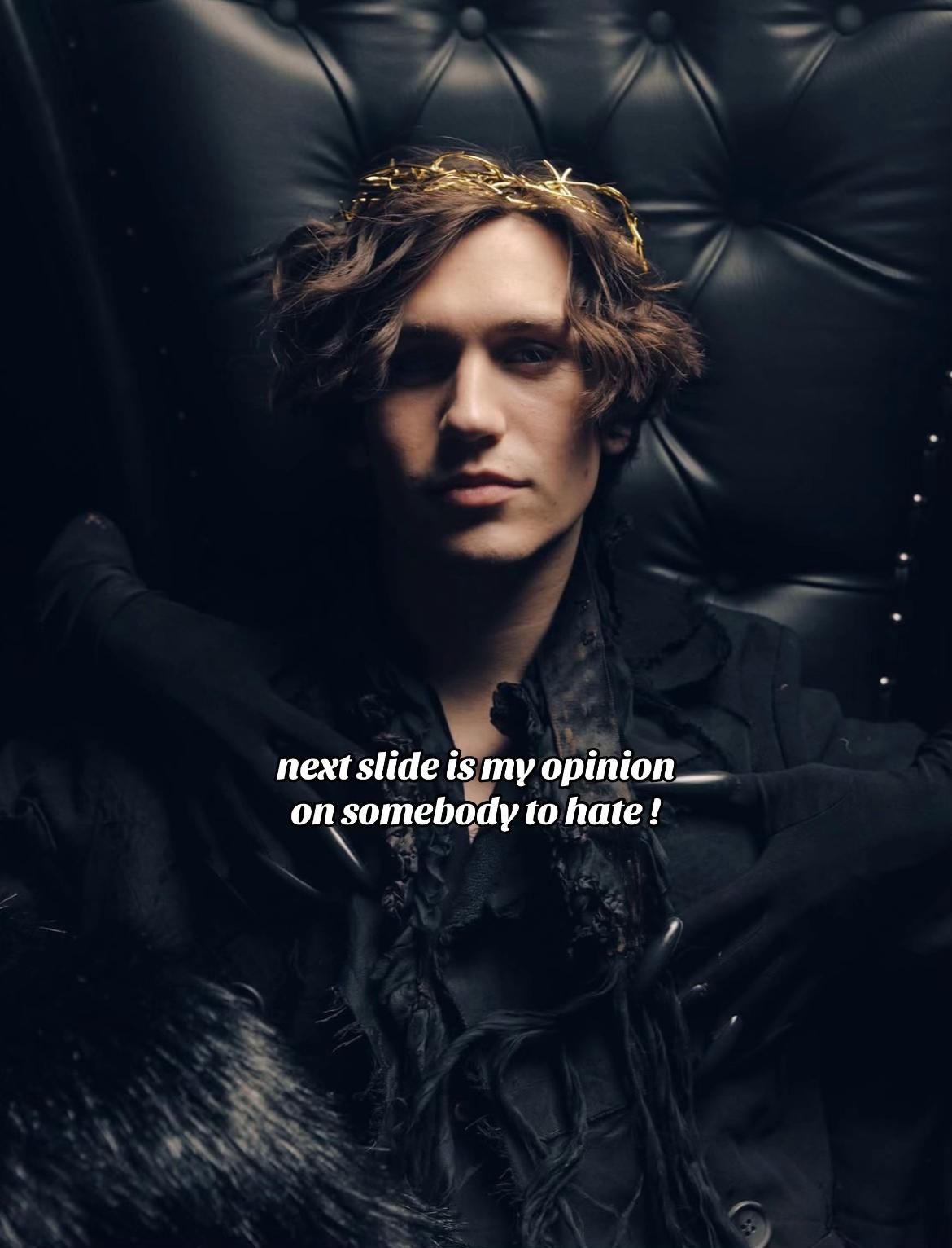@𝘤𝘩𝘢𝘴𝘦 𝘧𝘰𝘭𝘭𝘰𝘸𝘴🖤🤍