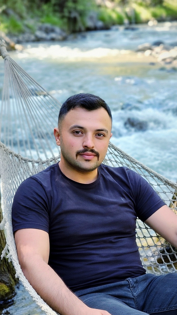@Ali Osman Din