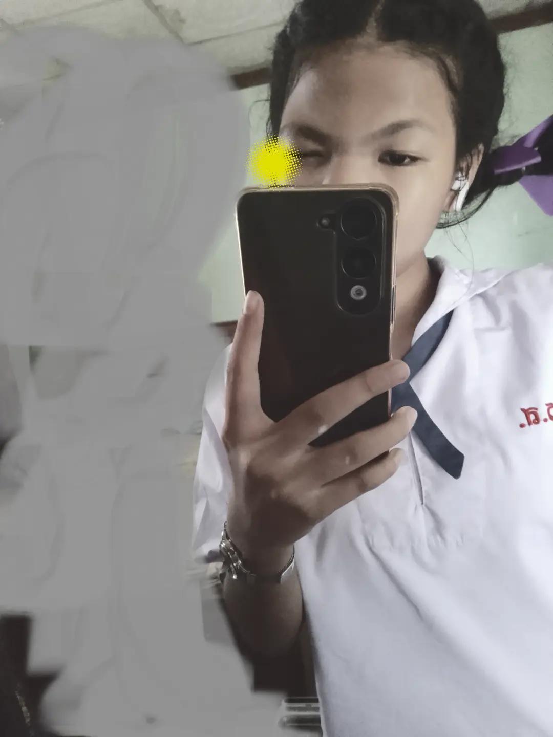 @อะ นัน ยะ พอน