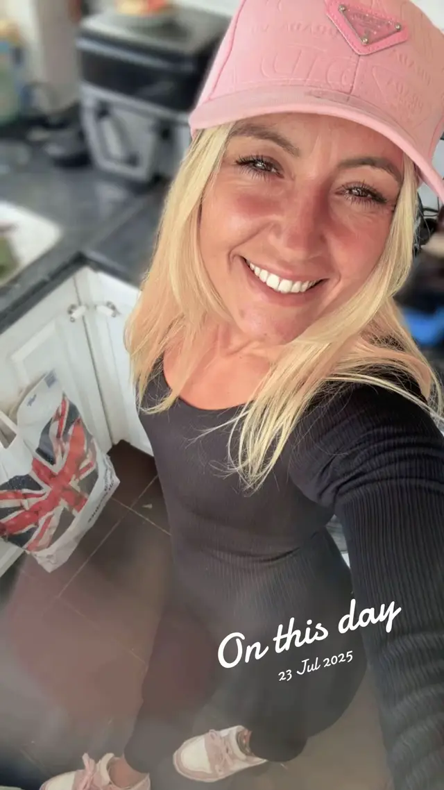 @🦋ćħłœ&ďyłān🦋