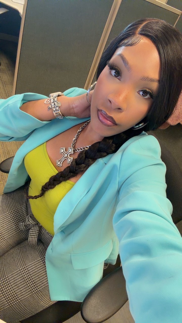 @Quin Bee | Creator & Speaker