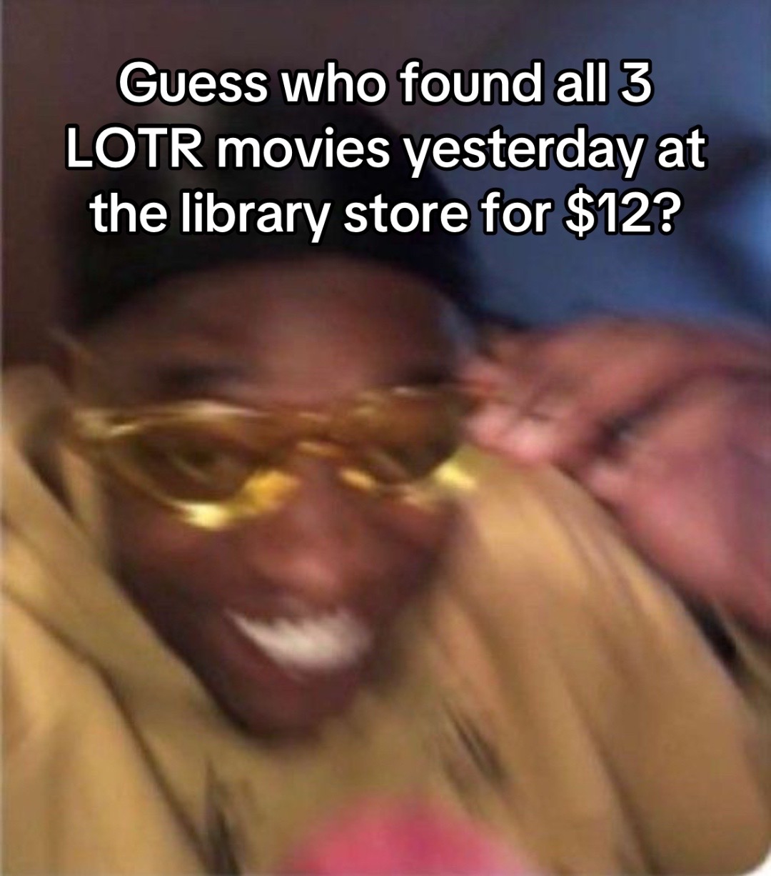 @Moth Lynn 📚📼