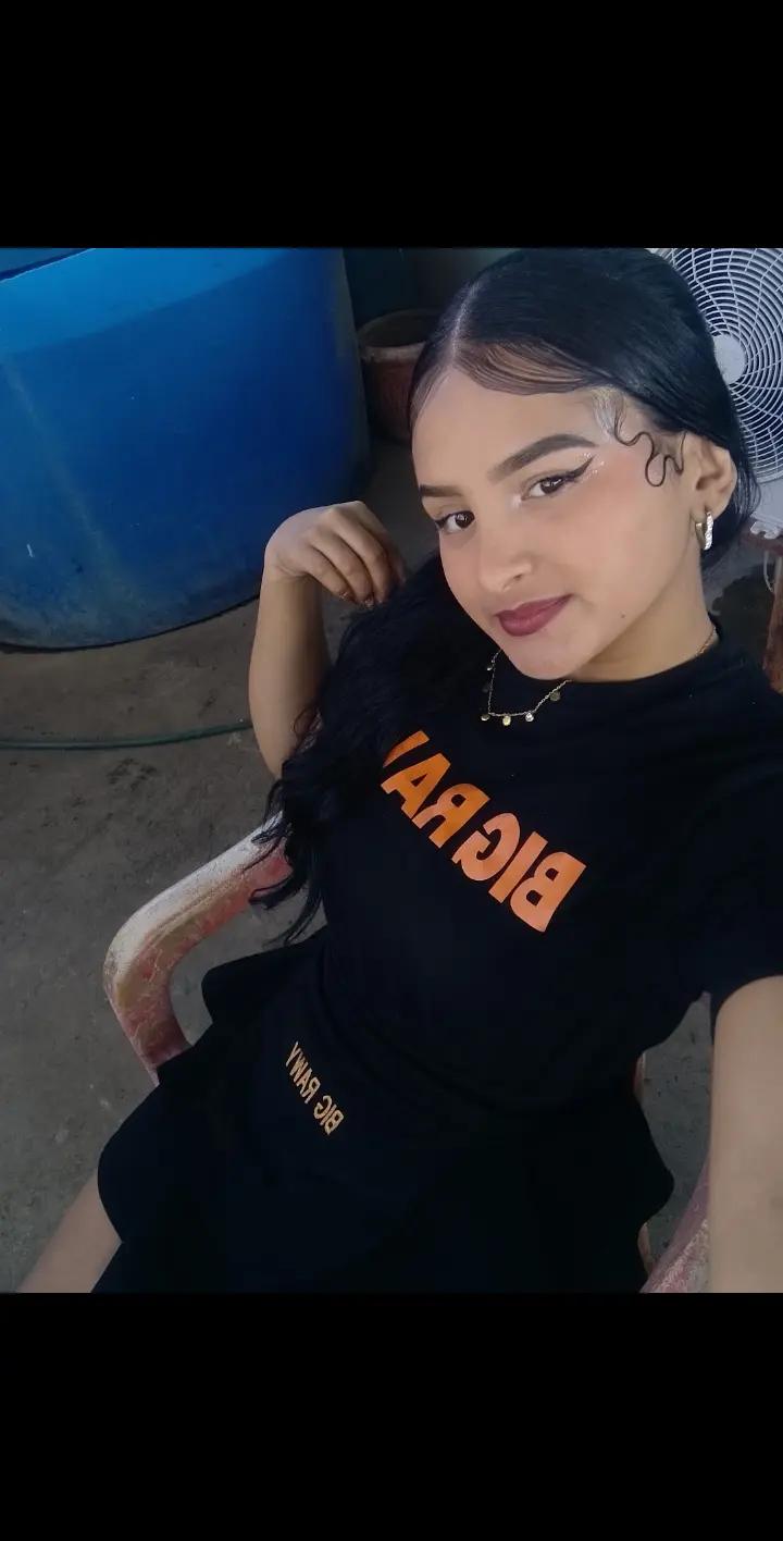 @Emily Hern&aacute;ndez💛✨