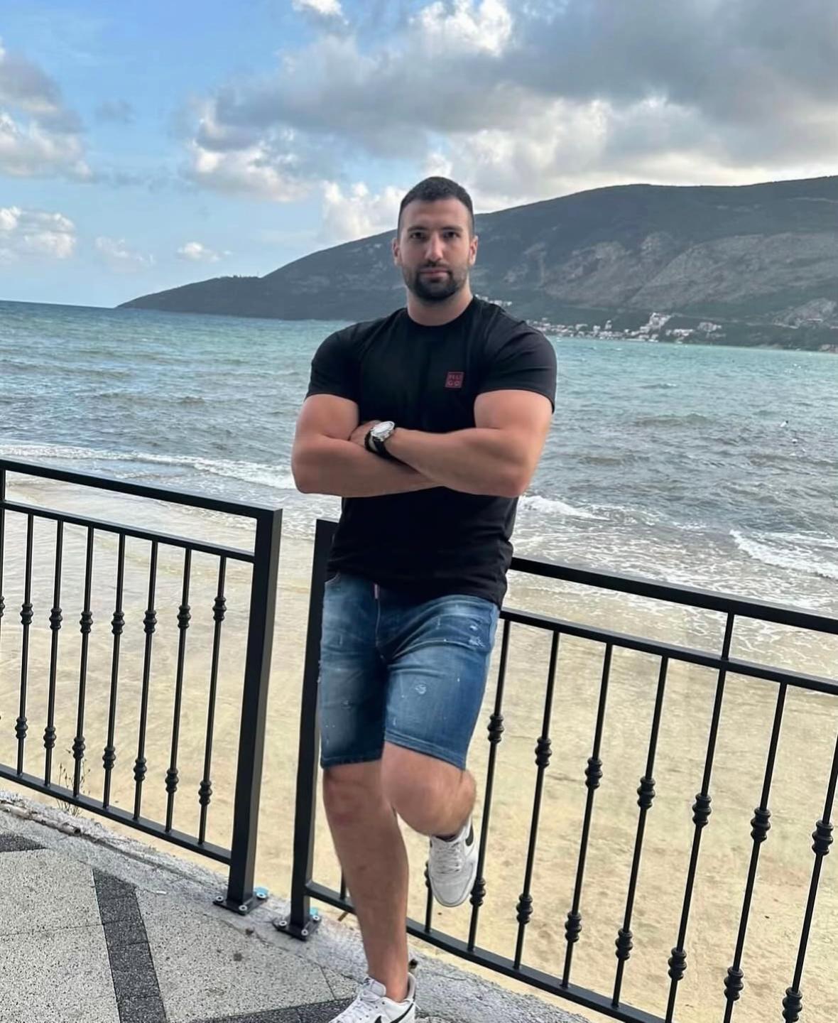 @Jovan Radovanovic