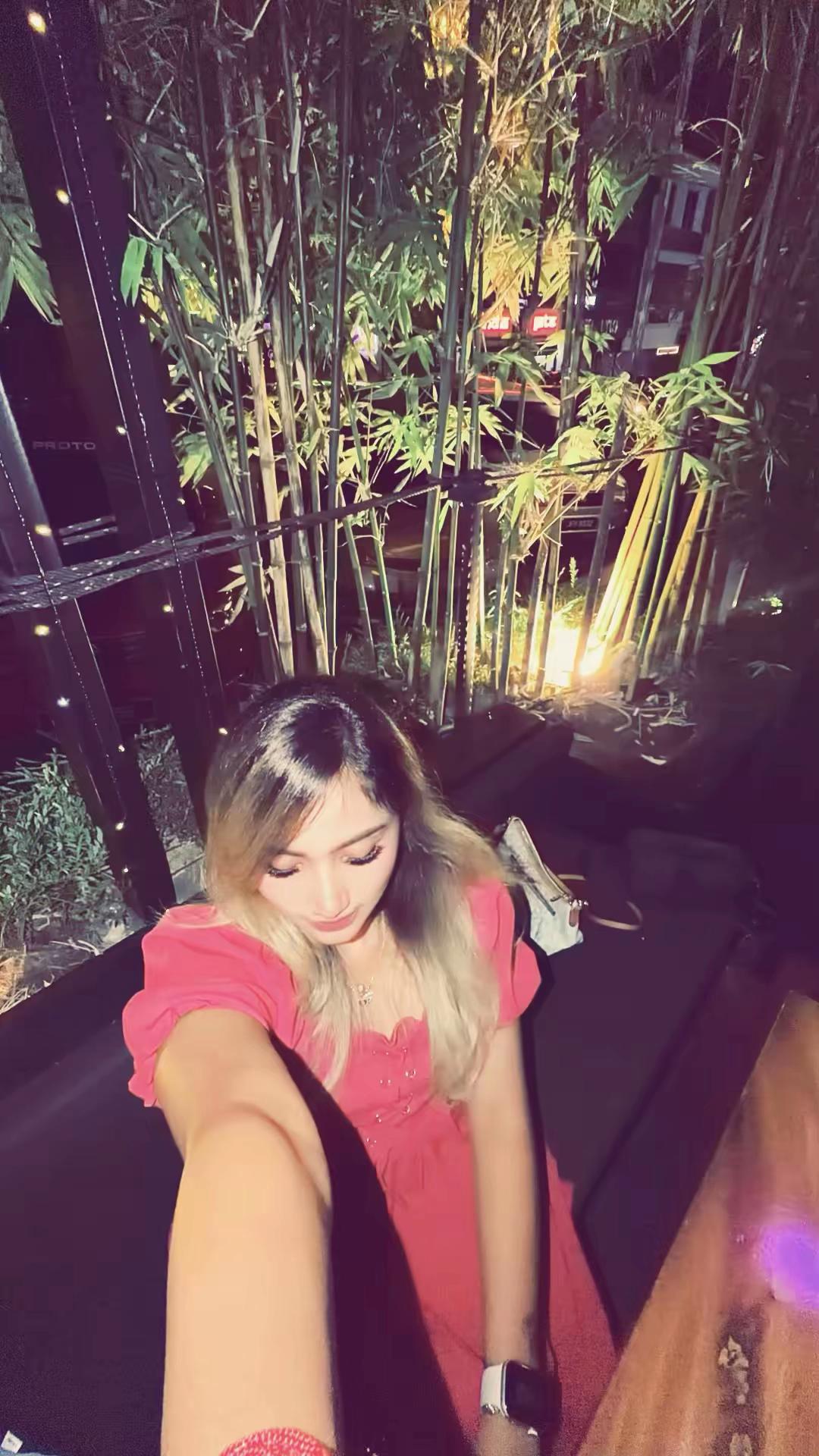 @Poovaa06