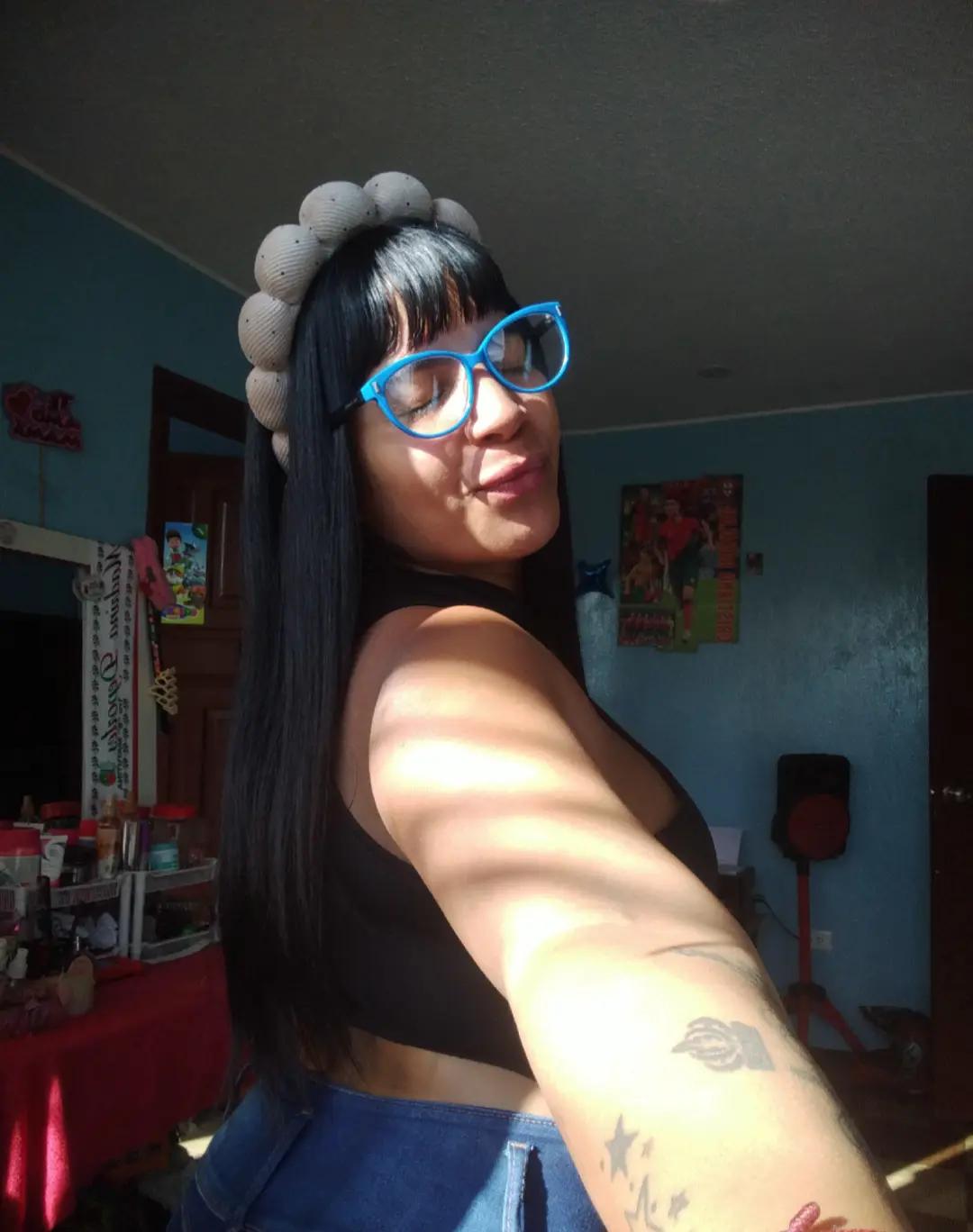 @Negra Bella