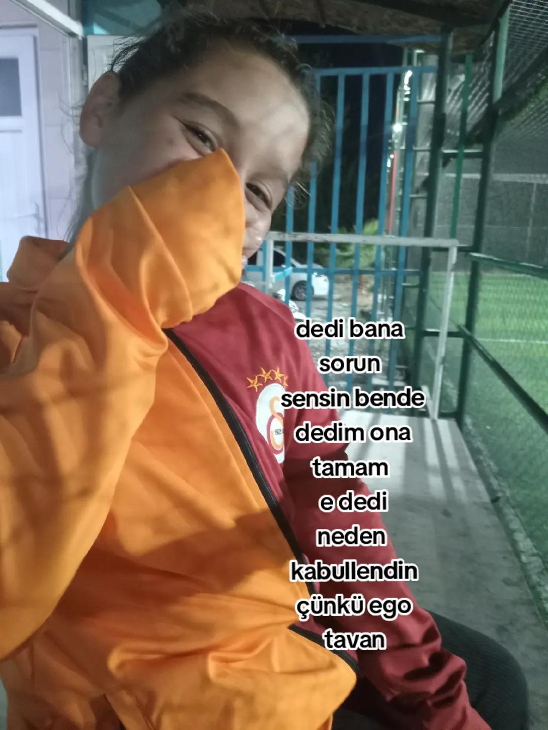@caprisunn