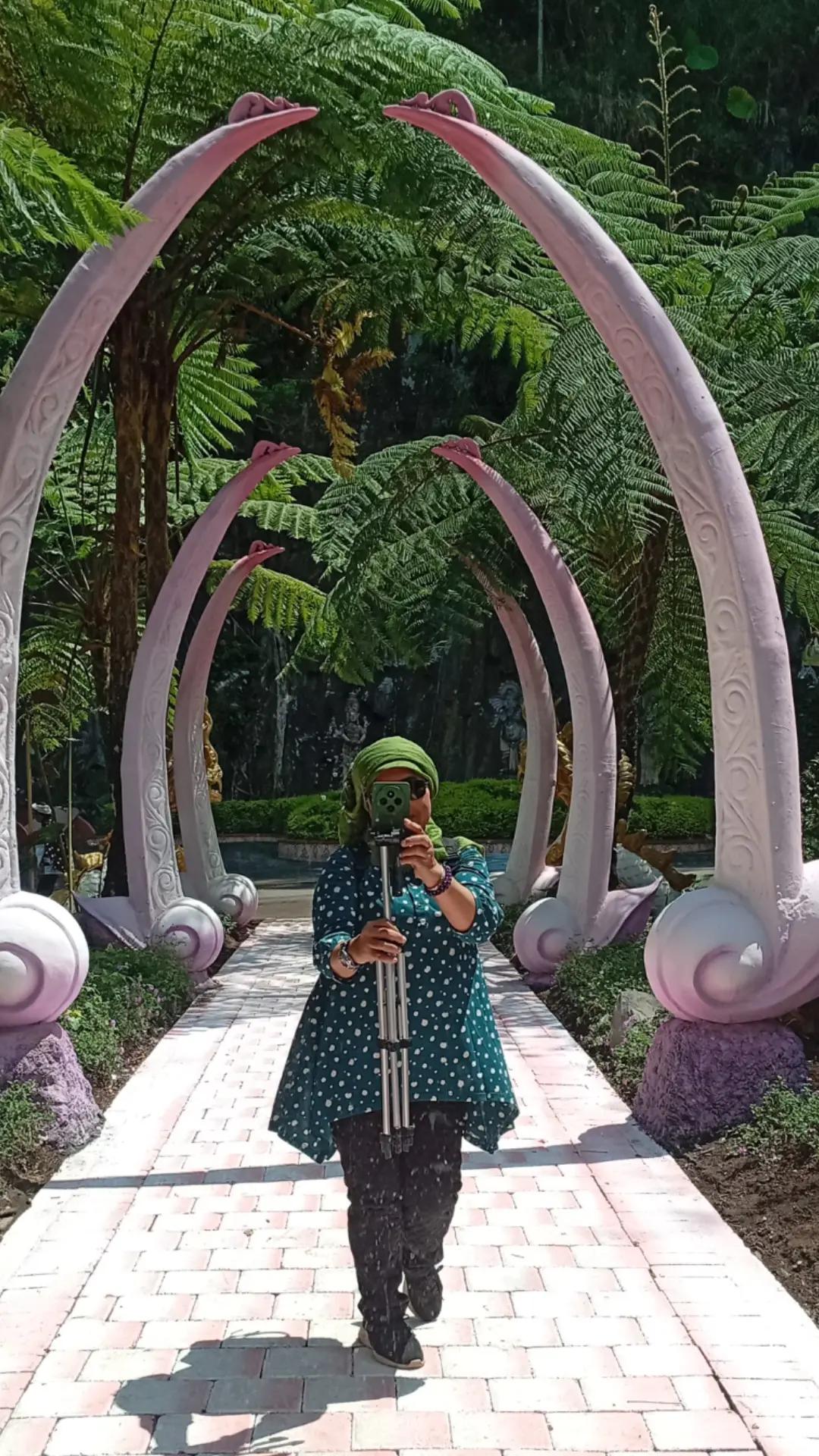 @Petualangan emak
