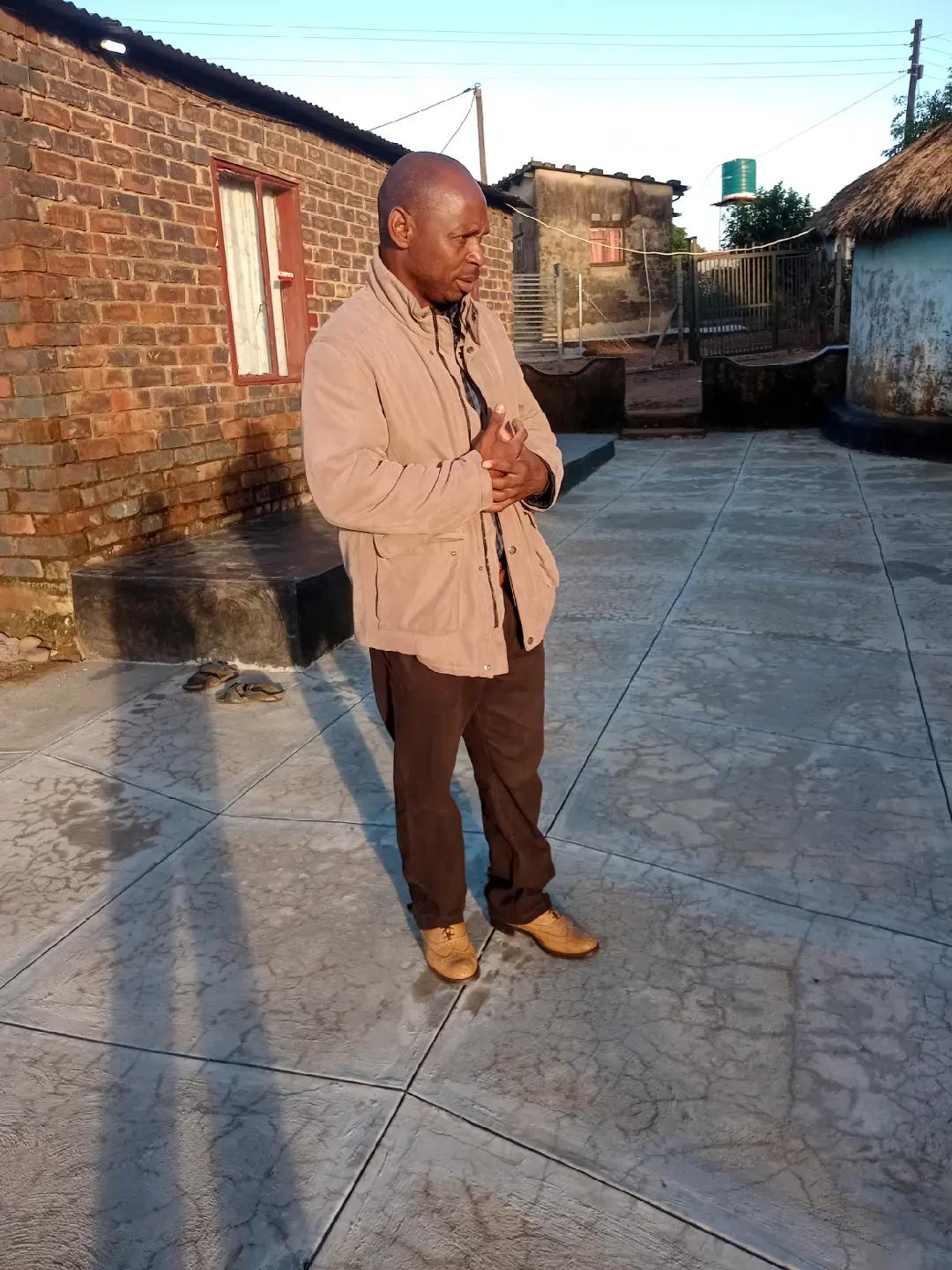 @Thomas Mabunda