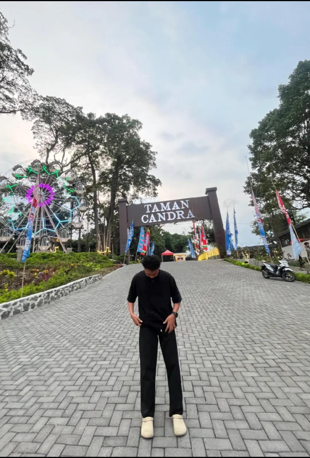 @Muhay