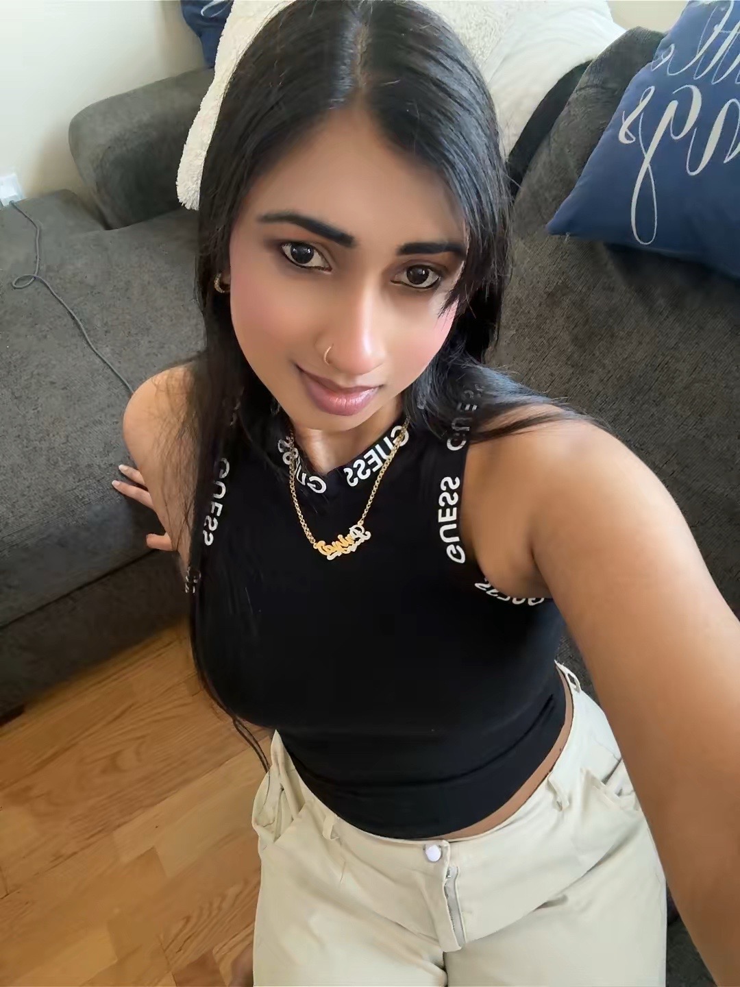 @Priya ✨🧿