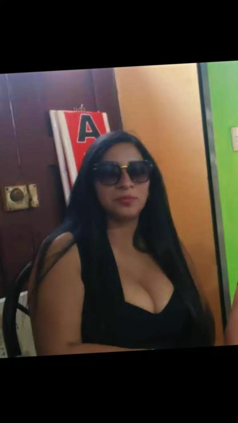 @Luna. la 👑