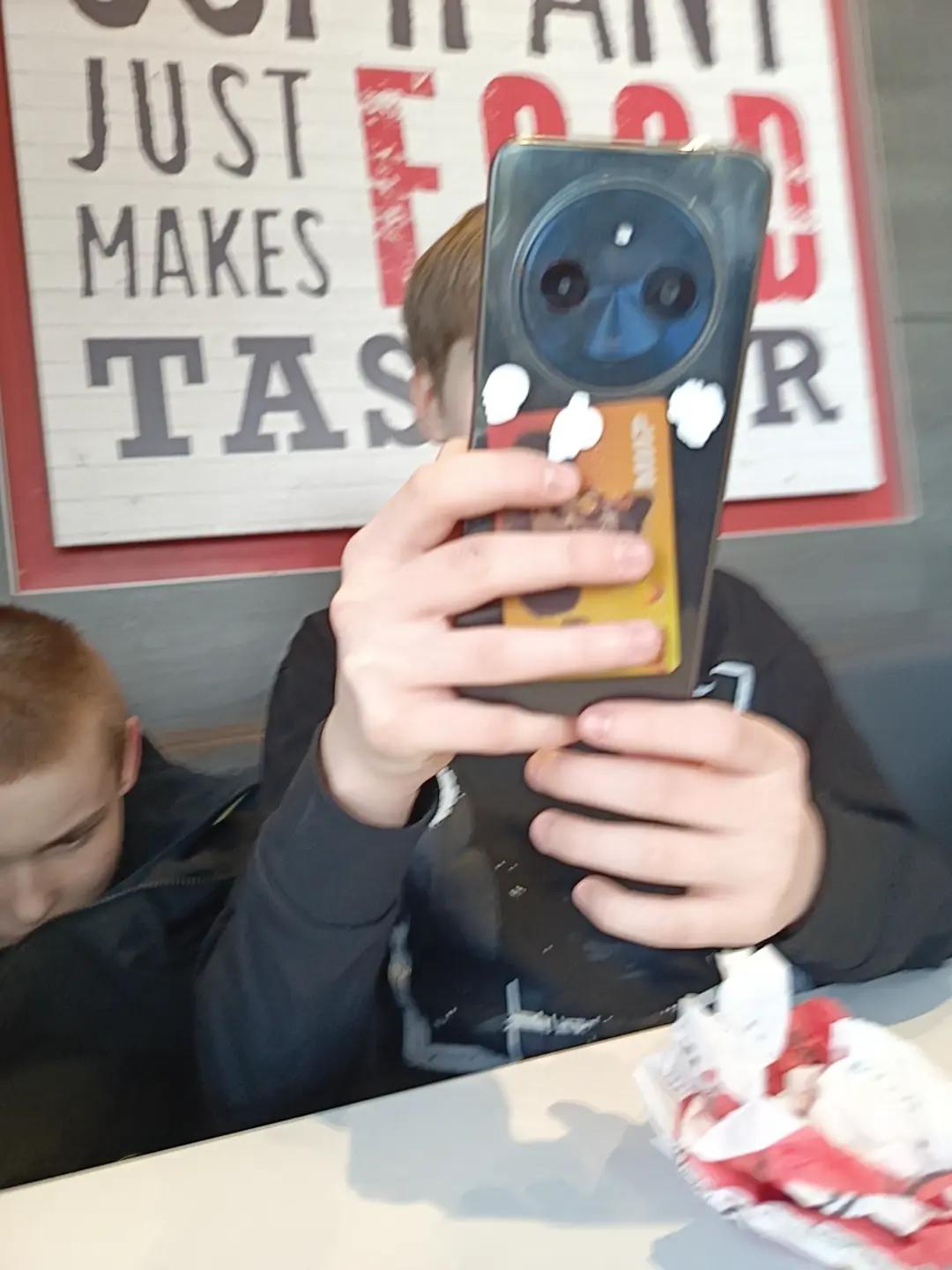 @S&oslash;nner!
