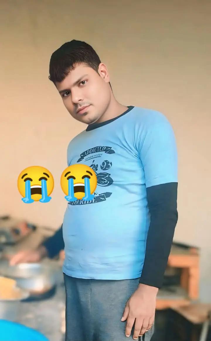 @Deewana Hu Aap Ka