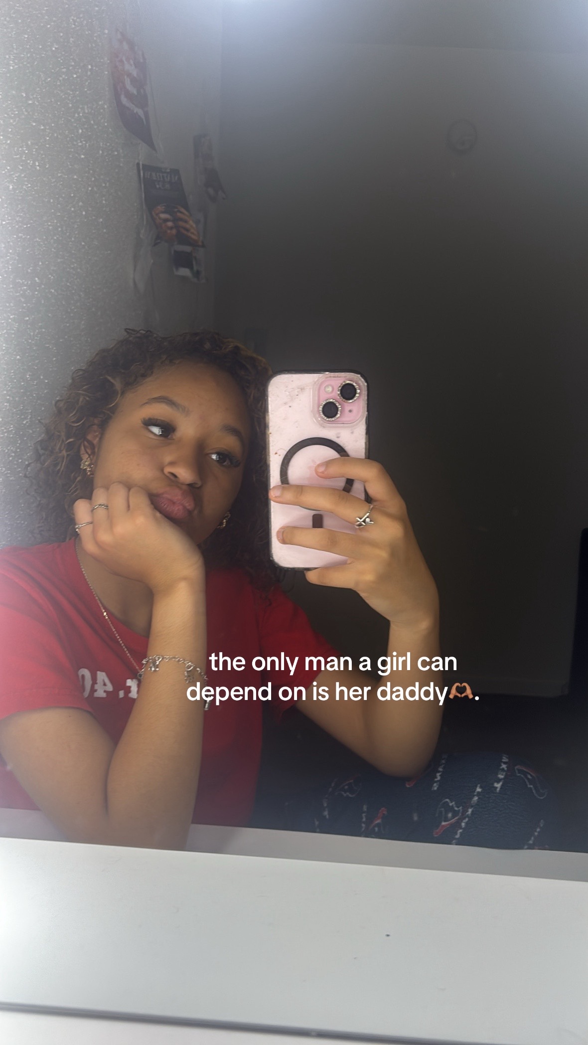 @😌.