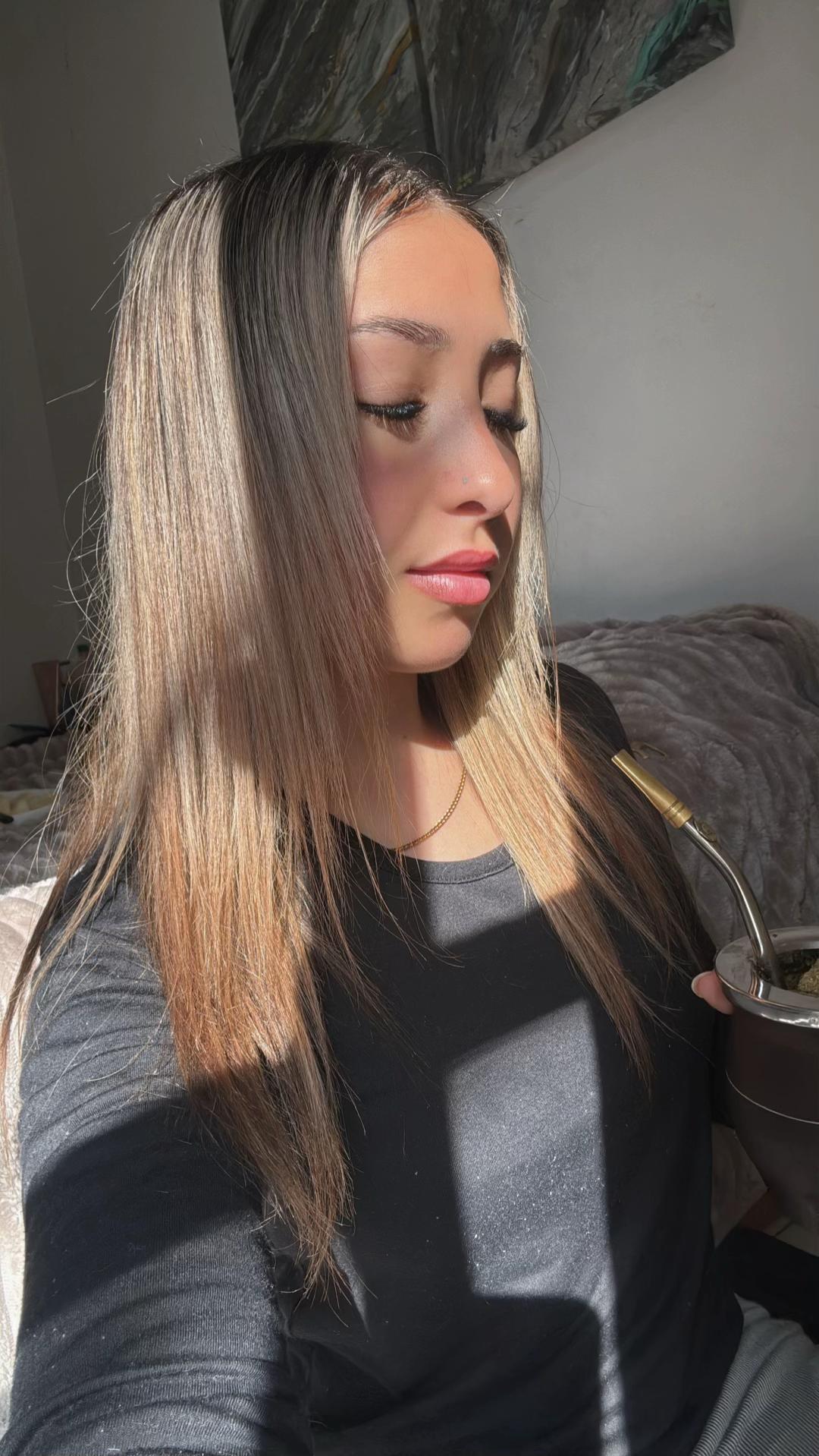 @👸🏼