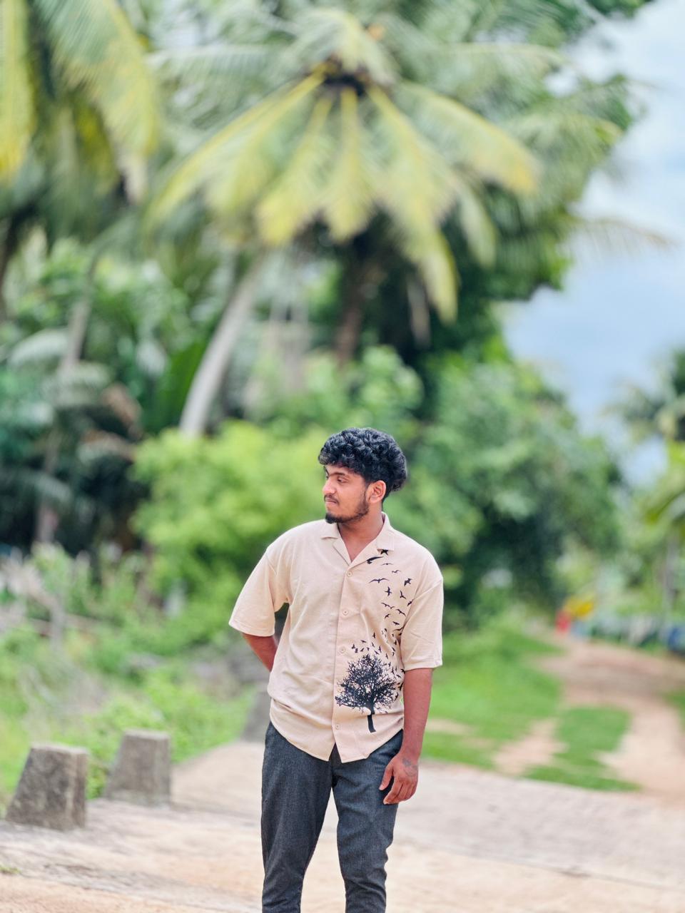 @𝗠𝗥&bull; 𝗠𝗶𝘁𝗵𝘂𝗻 ,