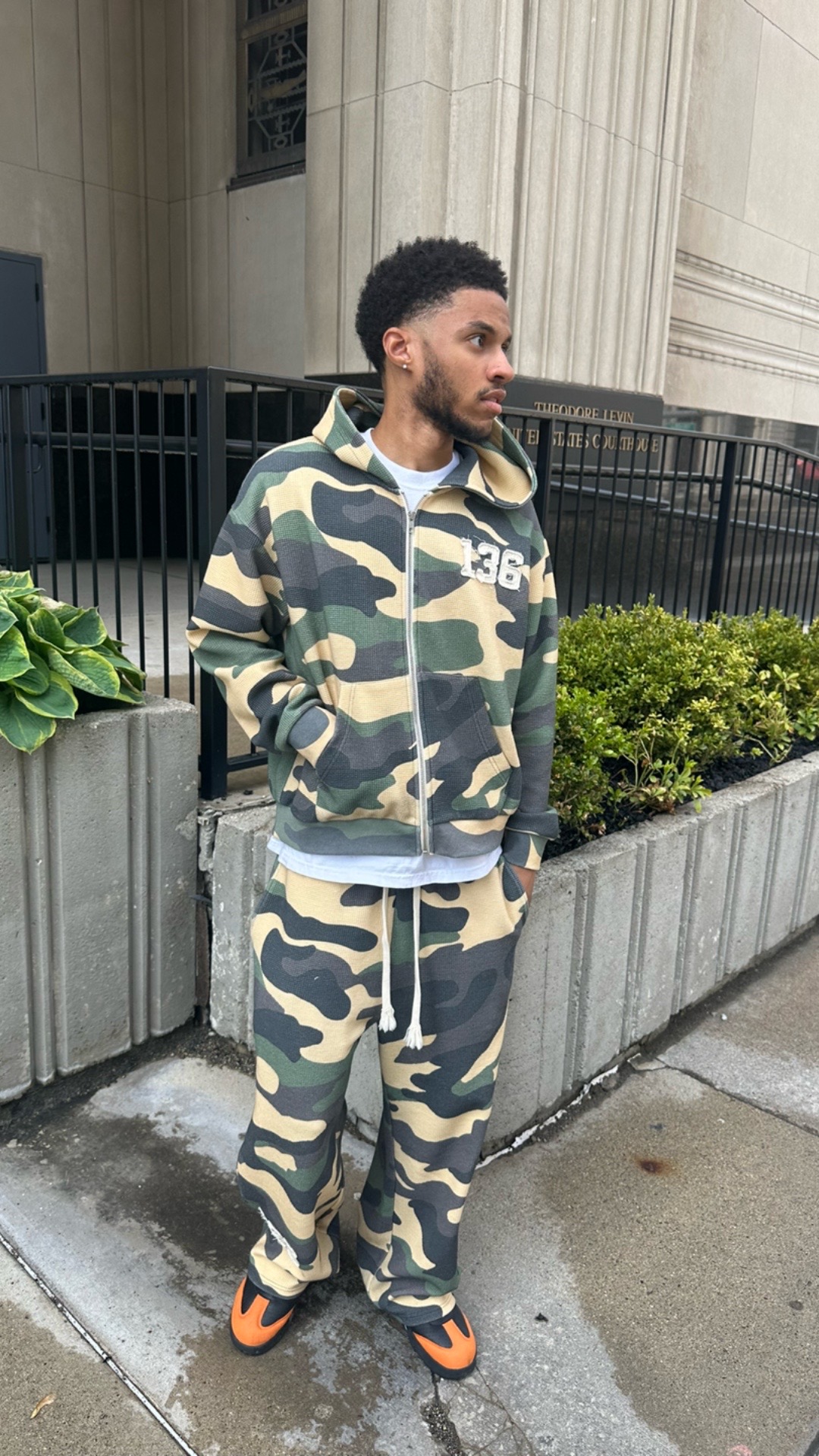 @jaylew