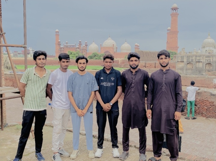 @Zubair batto