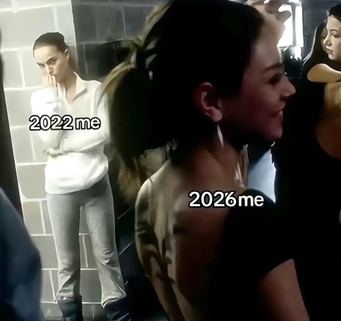 @≽ܫ≼