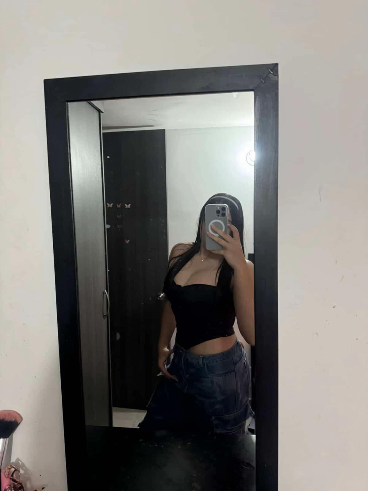 @𝓐𝓵𝓮