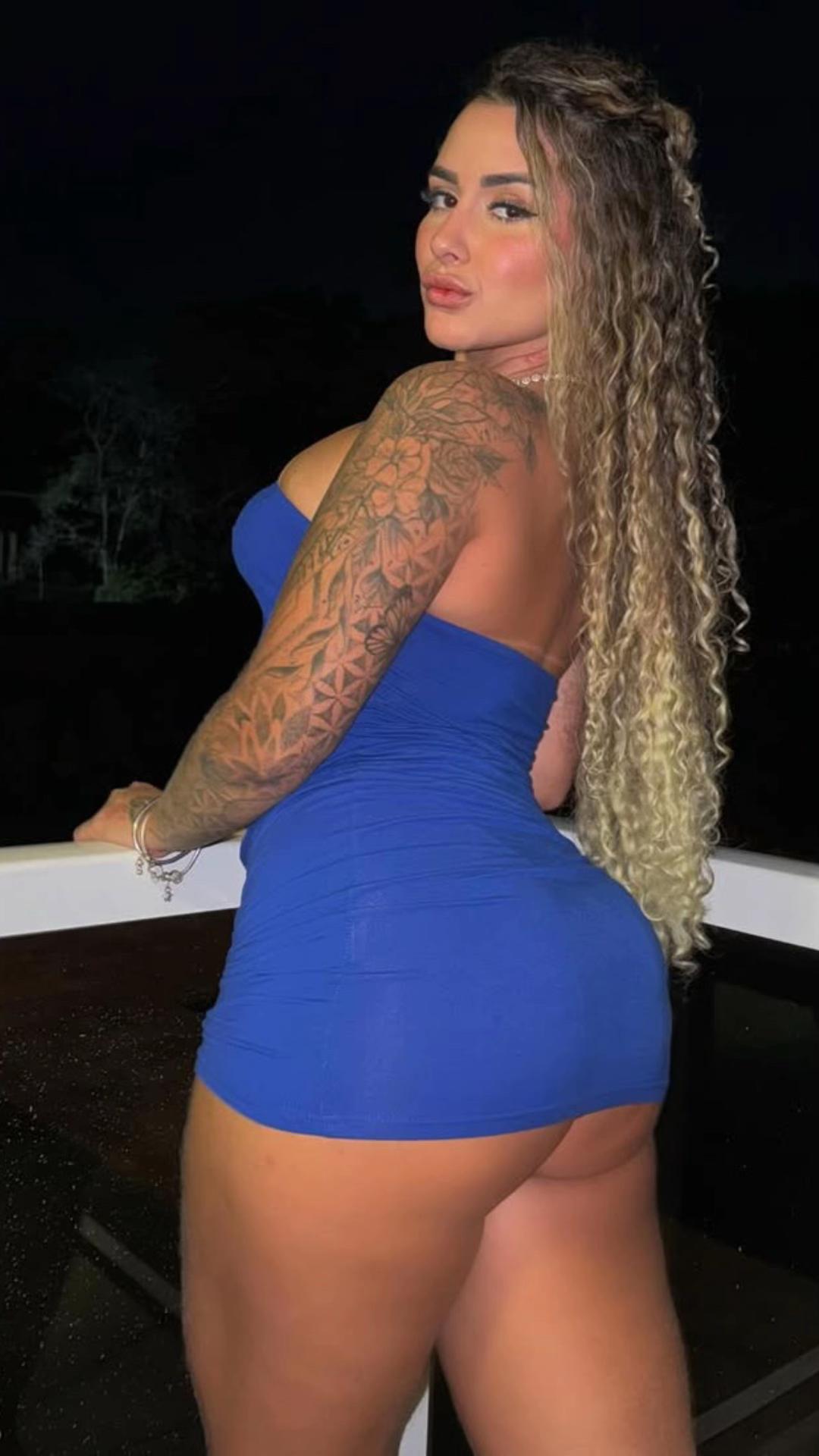 @Lara Emanuelle