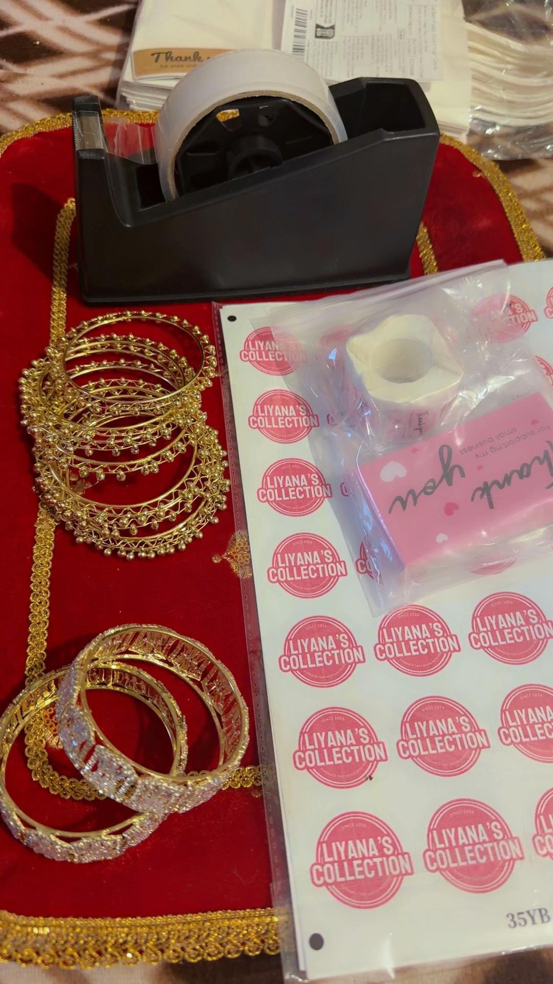 @LIYANA’S COLLECTION