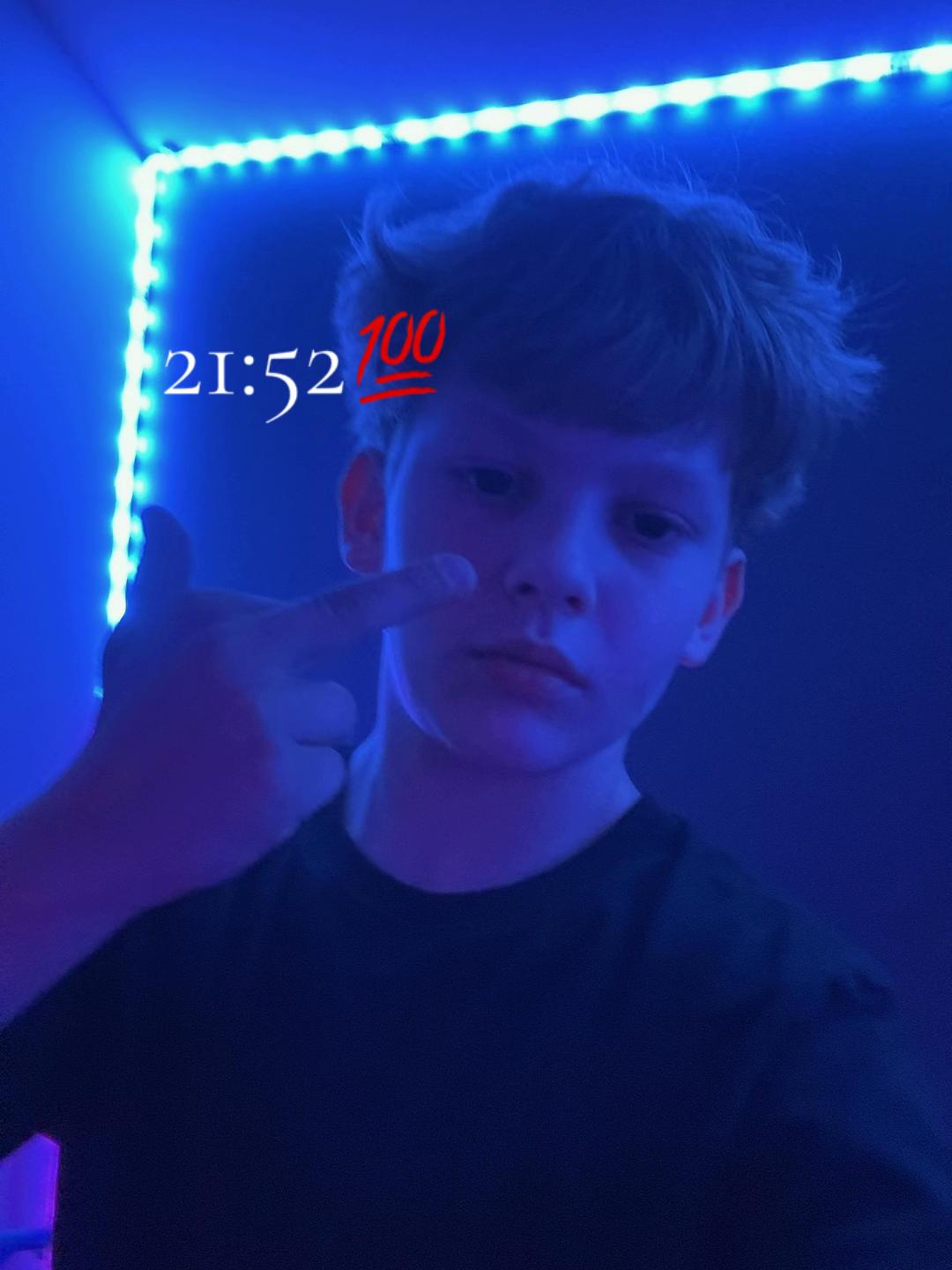 @👑𝘒̆̈𝘢𝘤𝘱𝘦𝘳𝘓𝘦𝘨𝘦𝘯𝘥👑
