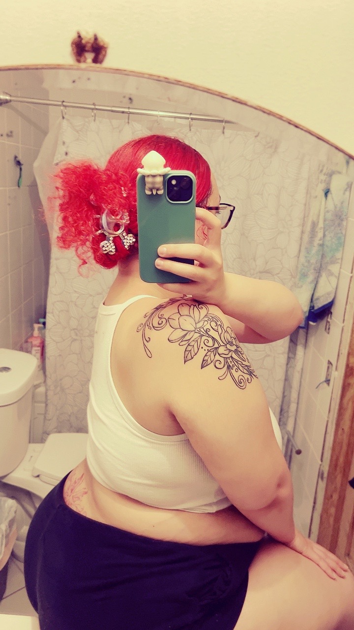 @thickbbria