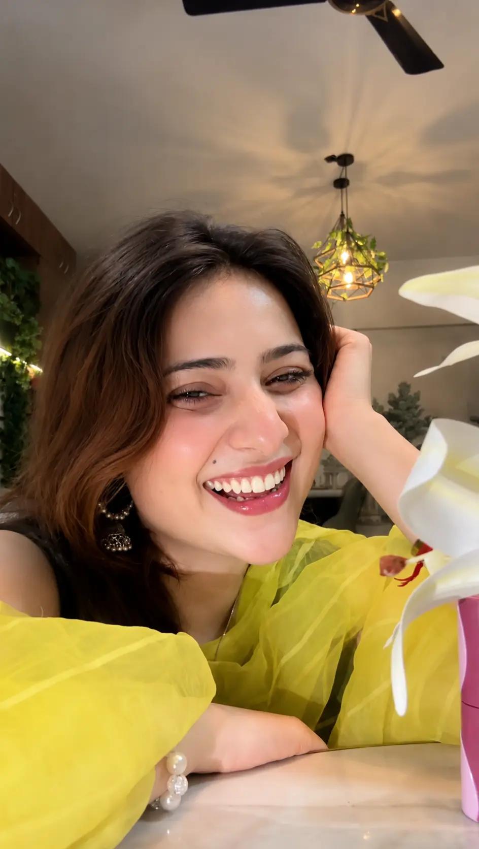 @naazuk