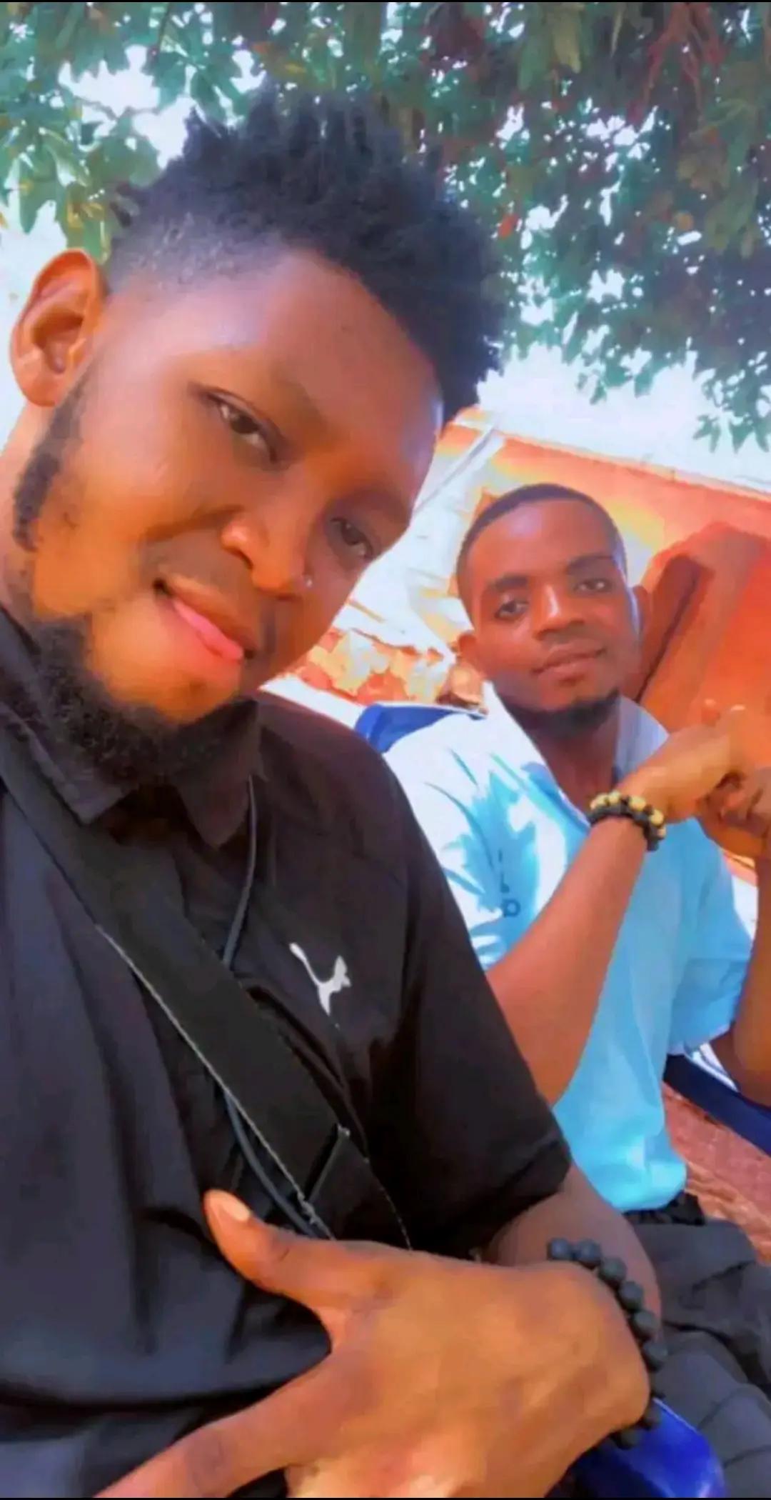 @AGBO7🖤💛