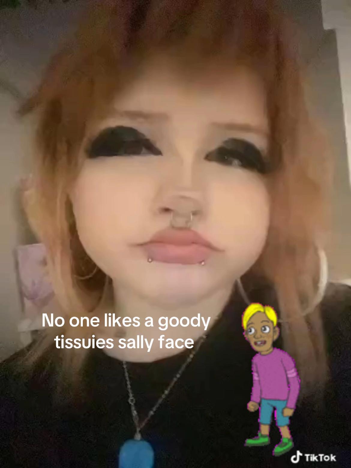 @Roro