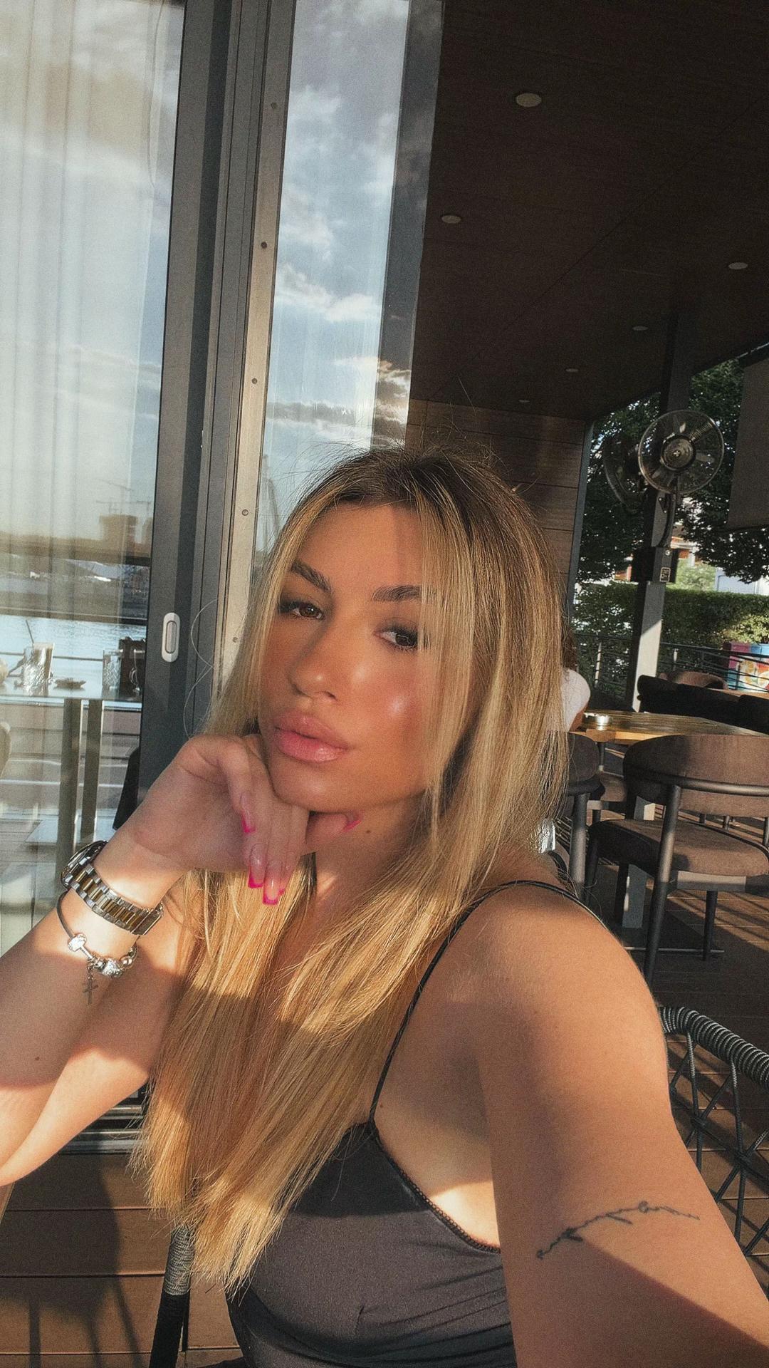 @mladjenoviciva