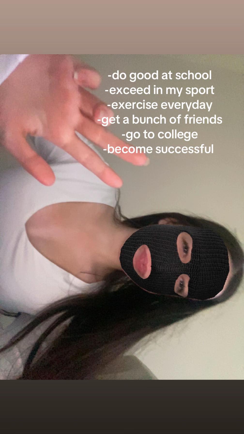 @kayla374820